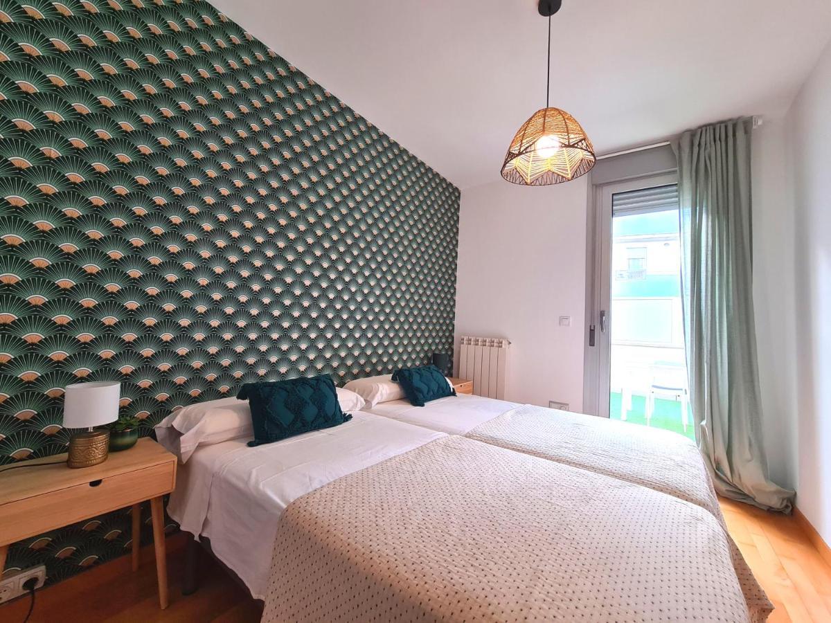 Apartamentos Dos Torres La Comarca - Jardín y parking privado gratis Saragoça Exterior foto